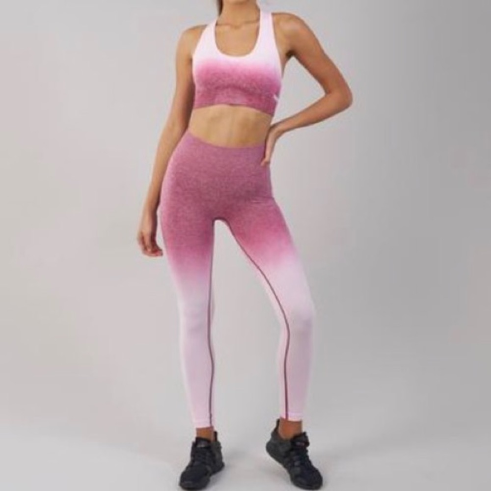 SOLD Gymshark Seamless Ombre Set